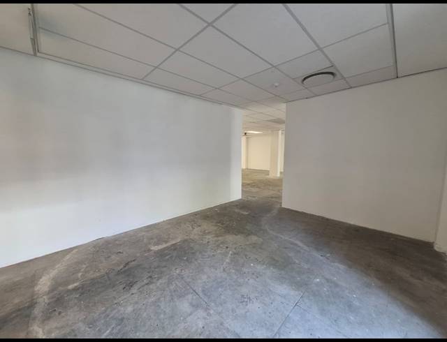 451M² OFFICE TO LET IN SANDTON CENTRAL